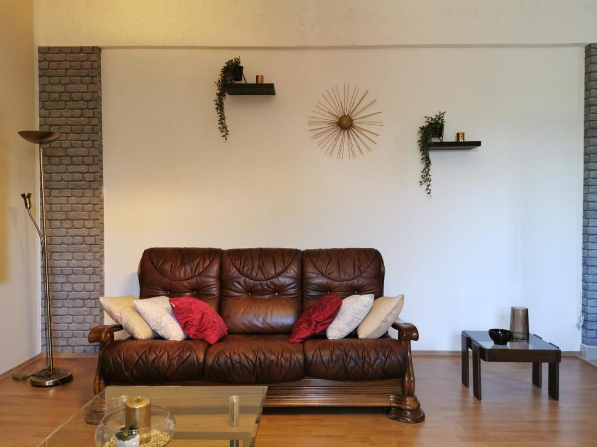 Priska Apartment Kastela Luaran gambar