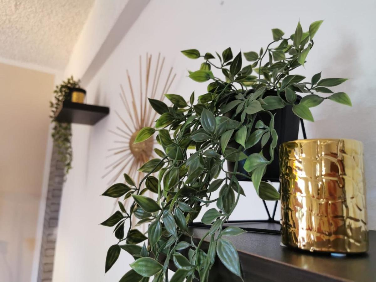 Priska Apartment Kastela Luaran gambar