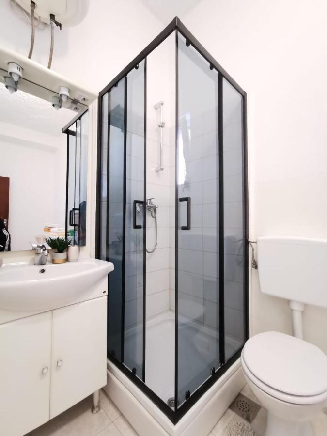Priska Apartment Kastela Luaran gambar